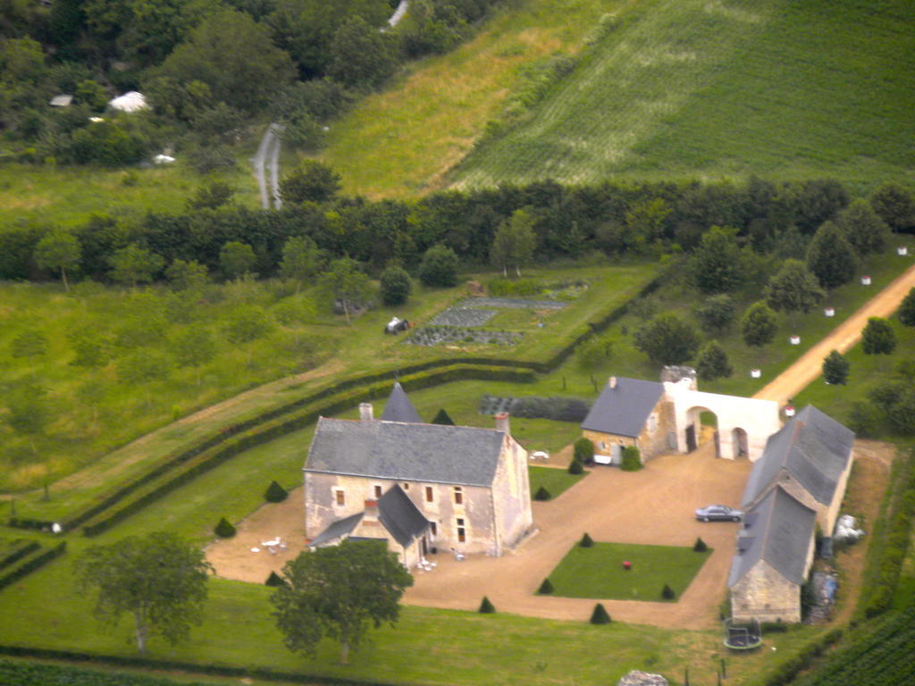 Manoir Du Bois Noblet Panzió Louerre Kültér fotó