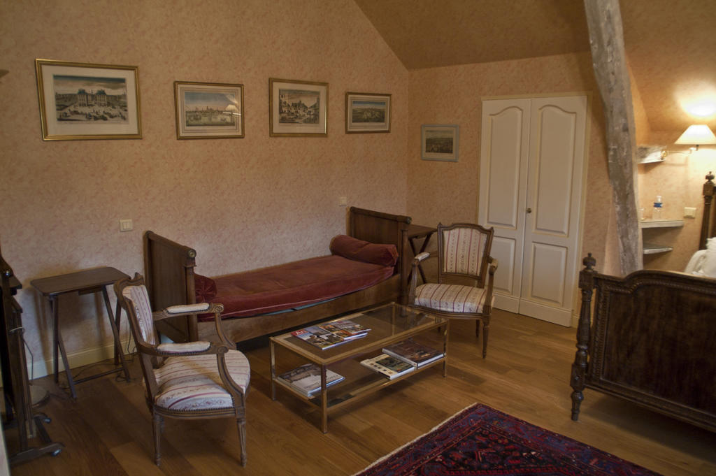 Manoir Du Bois Noblet Panzió Louerre Szoba fotó